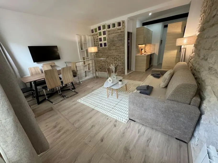Cosy Appartement Paris 20E