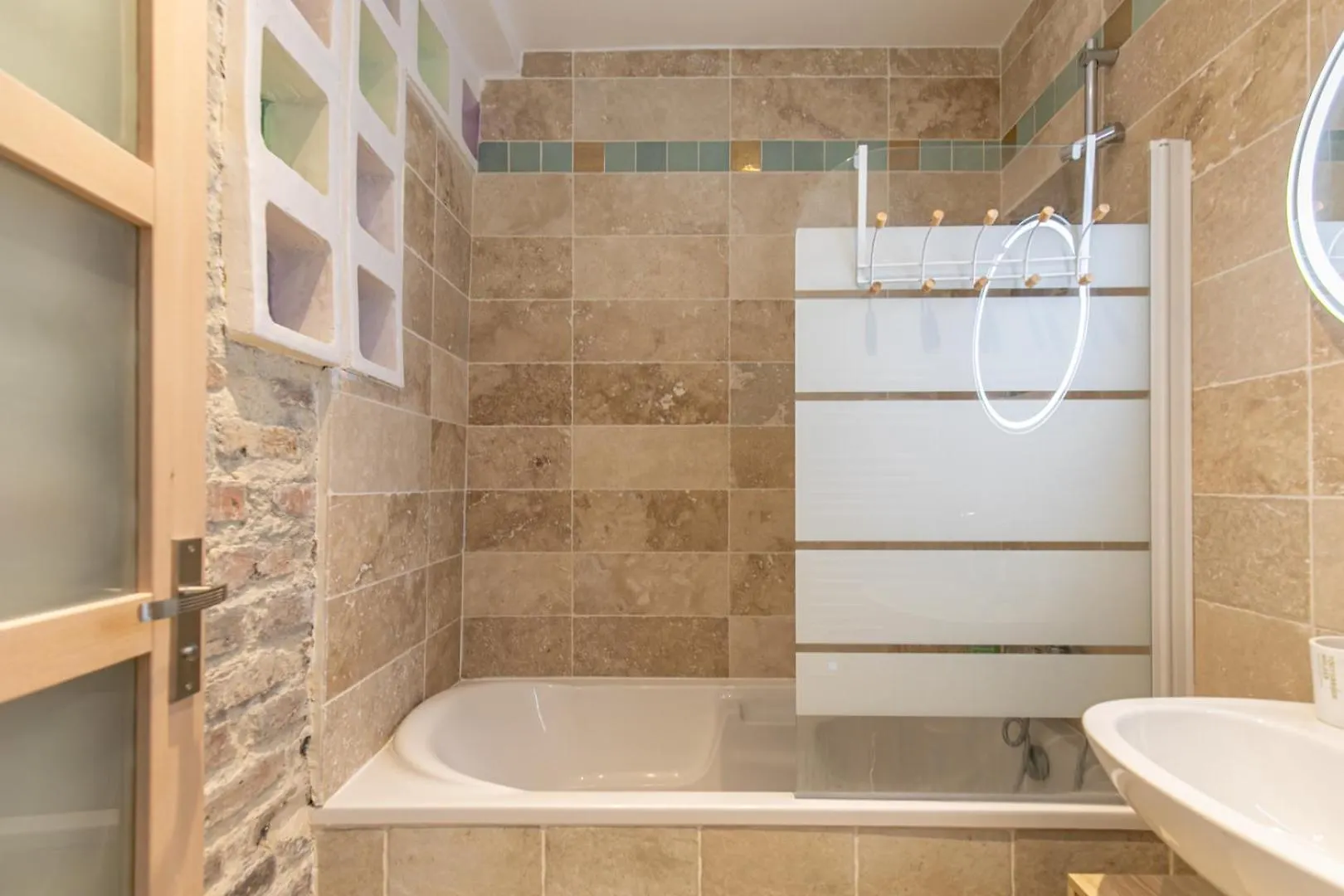 Cosy Appartement Paris 20E 公寓